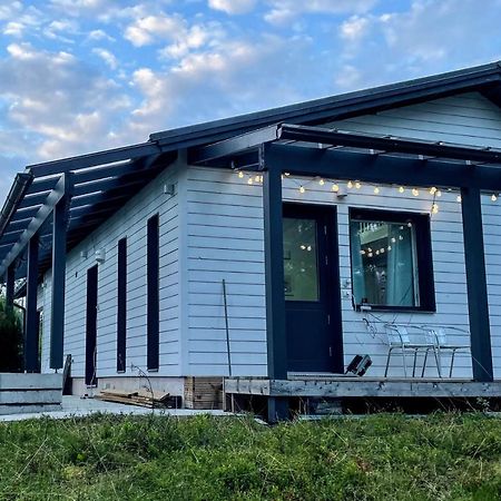 Cozy 4 Person Guesthouse On Quiet Residential Area Оулу Екстер'єр фото
