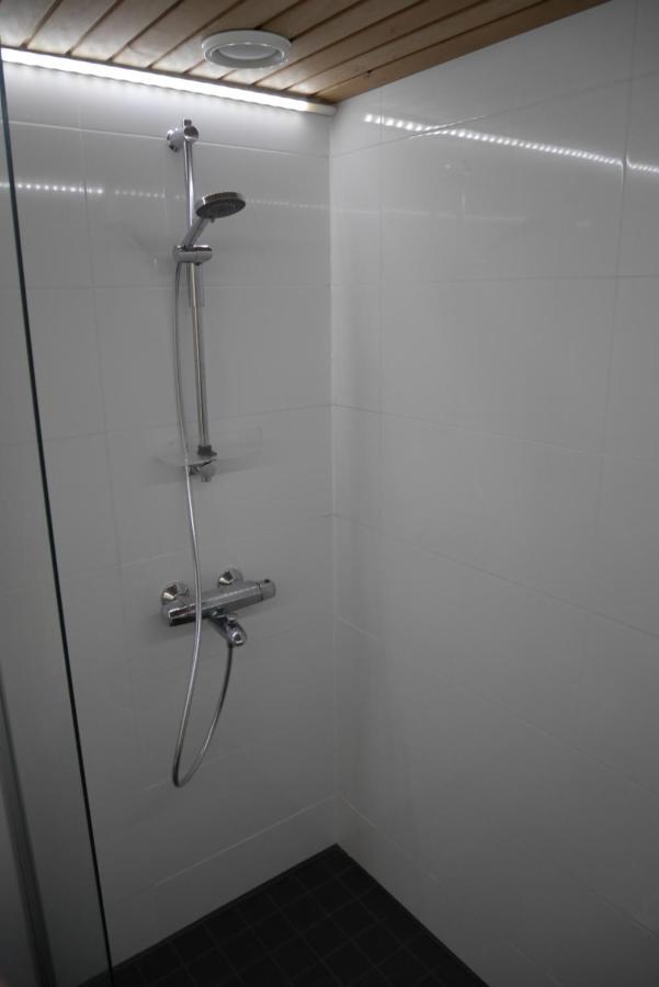 Cozy 4 Person Guesthouse On Quiet Residential Area Оулу Екстер'єр фото