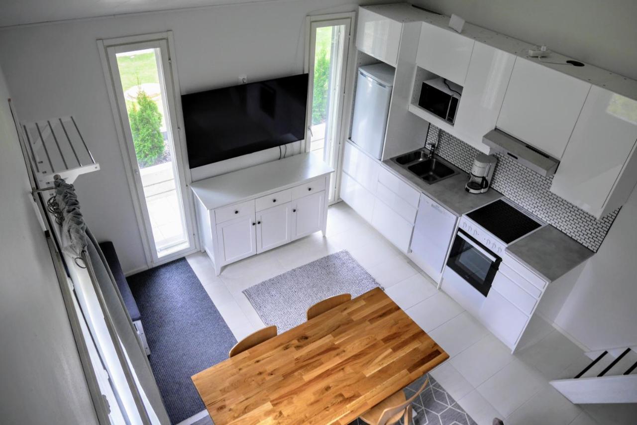 Cozy 4 Person Guesthouse On Quiet Residential Area Оулу Екстер'єр фото